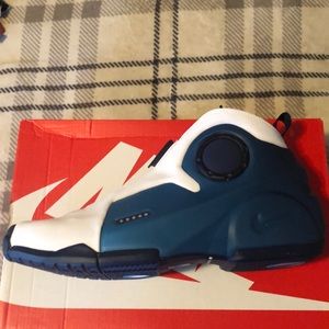 Nike Air Flightposite 2